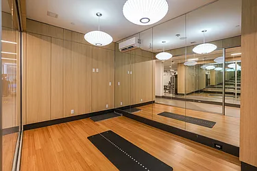 Rented by Bond New York