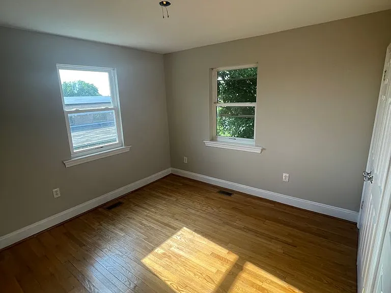 5032 E Capitol St NE — Photo 13