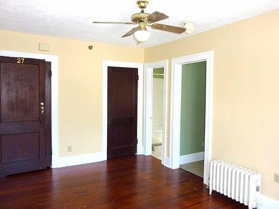 Living Room has carpet