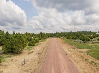 7 Sunset Ridge Rd, Newcastle, WY 82701