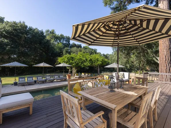 17115 Arnold Drive, Sonoma, CA 95476
