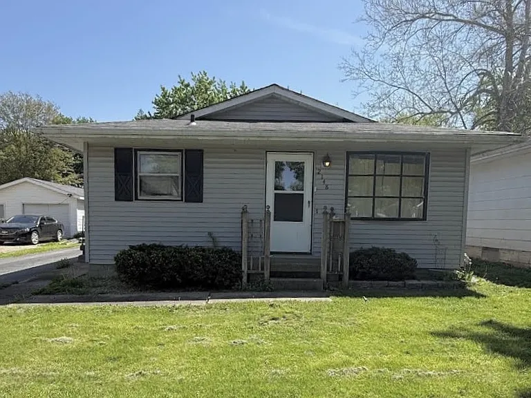 2148 N Church St — Photo 1
