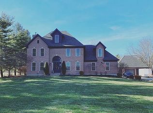 5567 Lytle Rd, Waynesville, OH 45068