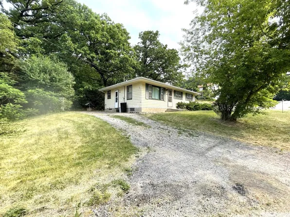 8090 Monroe STREET, Burlington, WI 53105