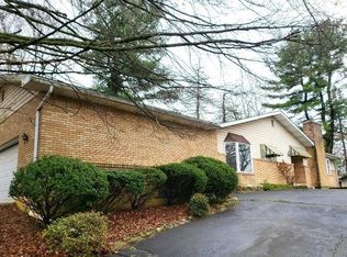 6739 Glen Rd, Coopersburg, PA 18036