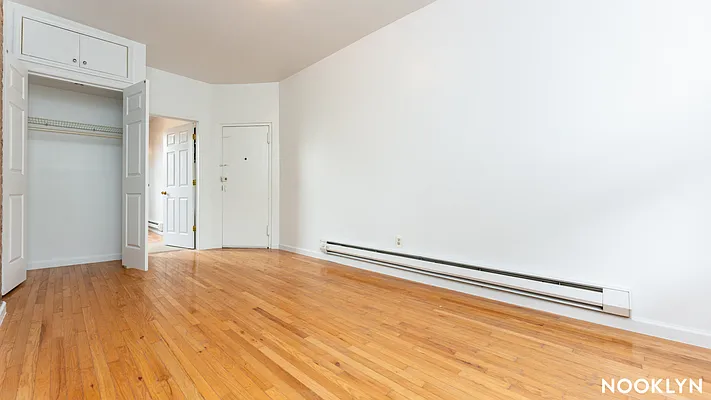 Rented by Nooklyn NYC LLC | media 12