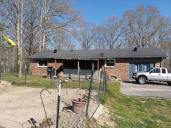 2nd image of 1028 Ward Ln