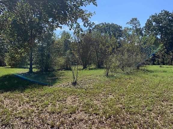 5th image of 1067 Compton Rd