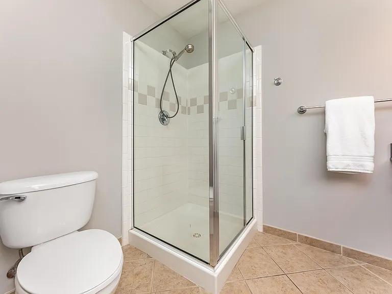 Bedroom 2 ensuite