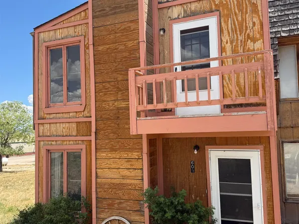 609 Freeman Ave, Encampment, WY 82325