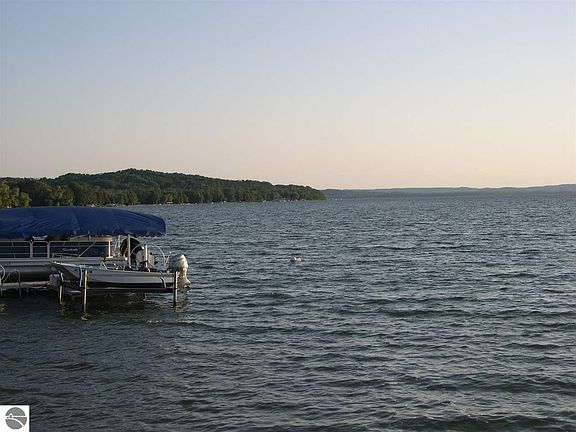 2nd image of 6510 S Lake Leelanau Dr