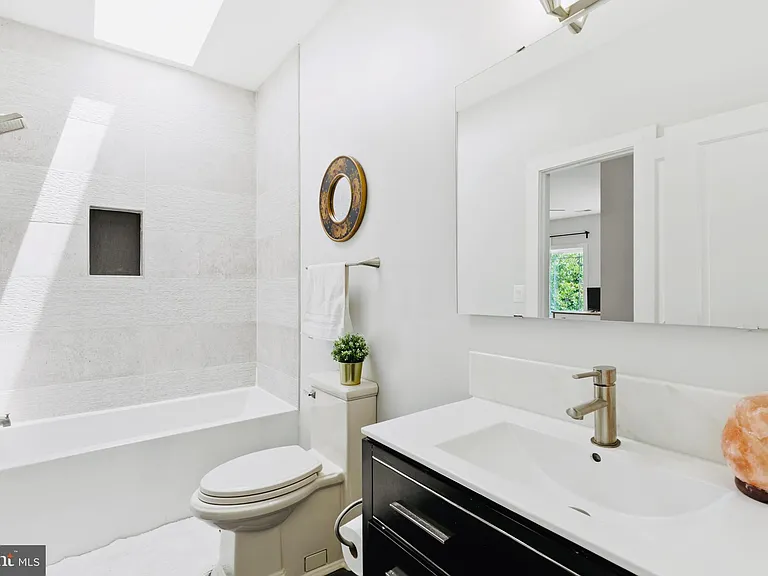6729 Piney Branch Rd NW — Photo 26