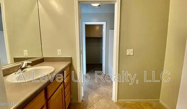 721 W Flaming Arrow Dr — Photo 26