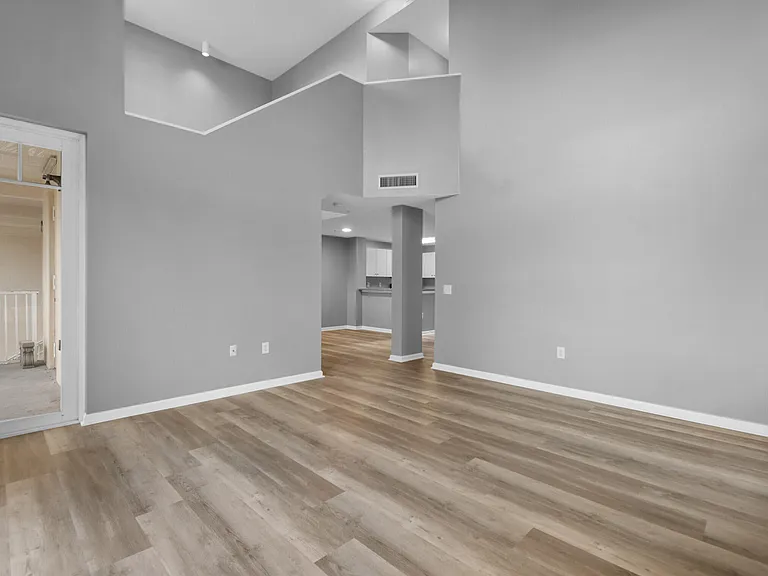 4822 Chancellor Dr #20 — Photo 13