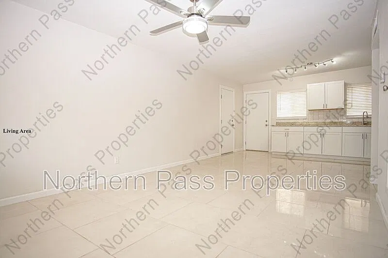 4 bed, 2.0 bath, 1256 sqft, $1,525 — Photo 3