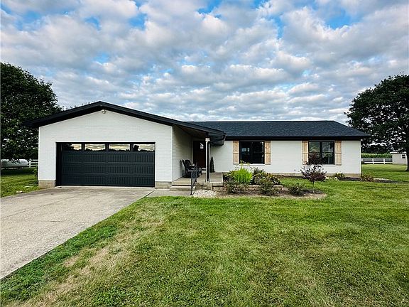 2nd image of 1780 Fawcett Rd