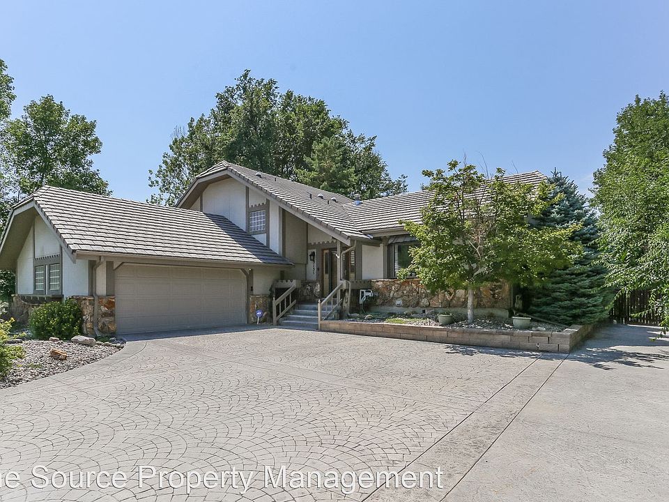 1st image of 3131 Silverwood Dr