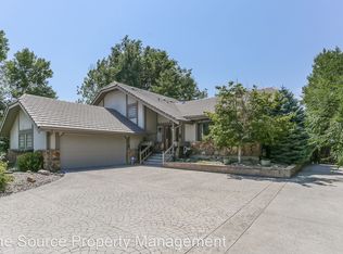 3131 Silverwood Dr, Fort Collins, CO 80525