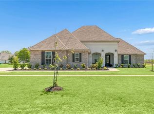 717 Deer Fork Xing, Covington, LA 70435