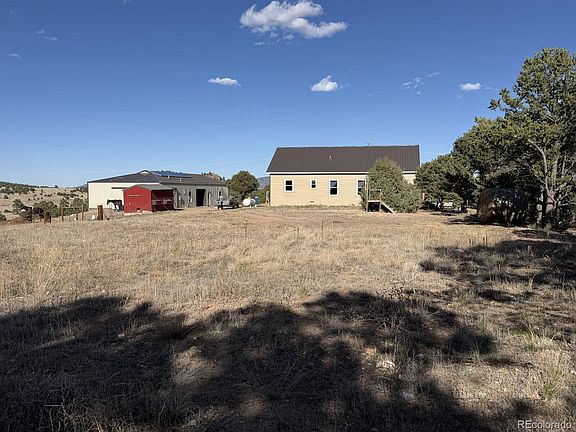 3rd image of 1739 21st Trail
