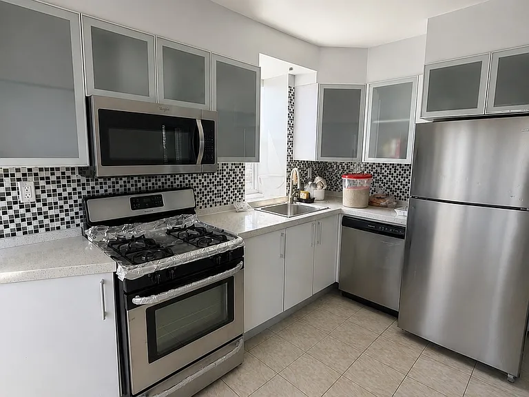 3364 Guider Ave #5 — Photo 2