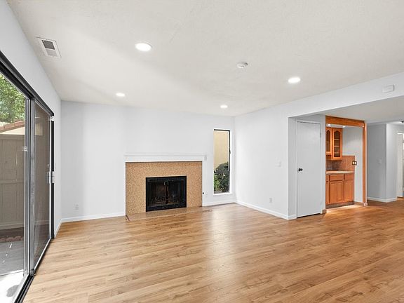5th image of 6383 Joaquin Murieta Ave APT D