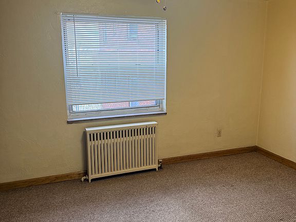 5th image of 2533 Pioneer Ave #A6
