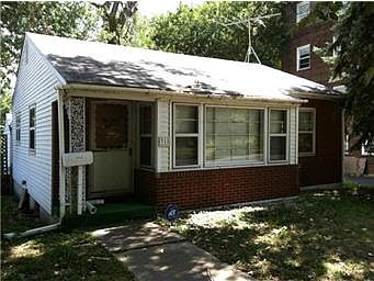 1st image of 315 N Gladstone Blvd