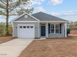 162 Brians Woods Rd, Maple Hill, NC 28454