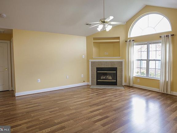 5th image of 6234 Autumn Leaf Dr #6234