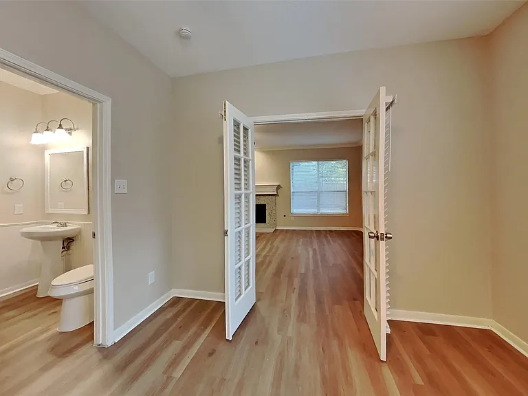 26871 Castlecliff Ln — Photo 16