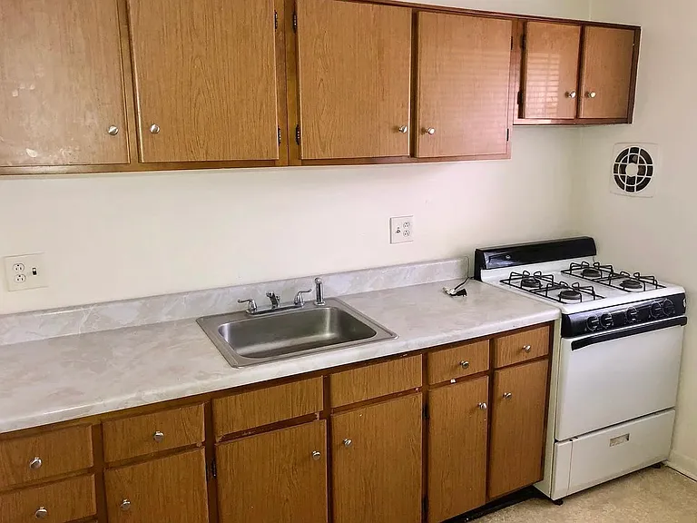3918 Liberty Heights Ave #A2 — Photo 6