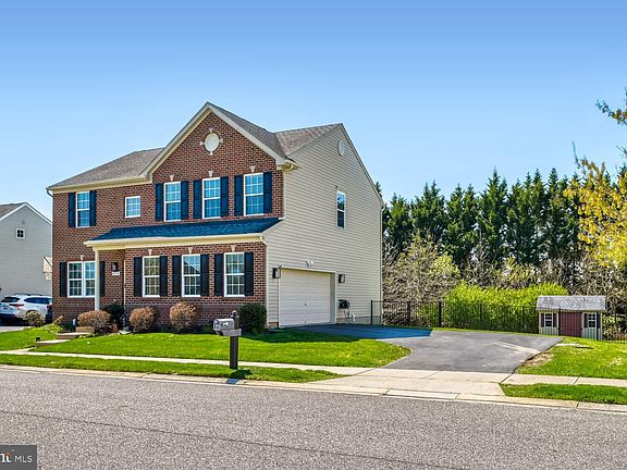 4th image of 4216 Cross Spring Dr