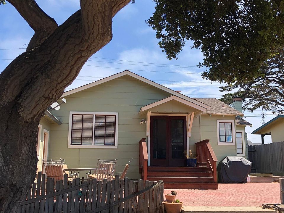 Large fully fenced yard