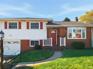 3152 Ben Davis Ave, New Kensington, PA 15068