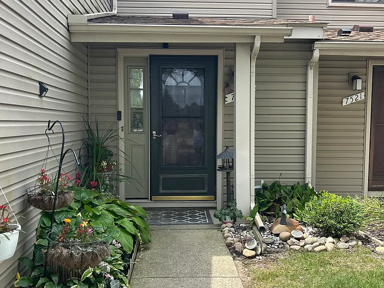 7519 Culpepper Ct — Photo 1