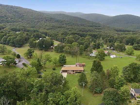 5th image of 462 Tanglewood Loop