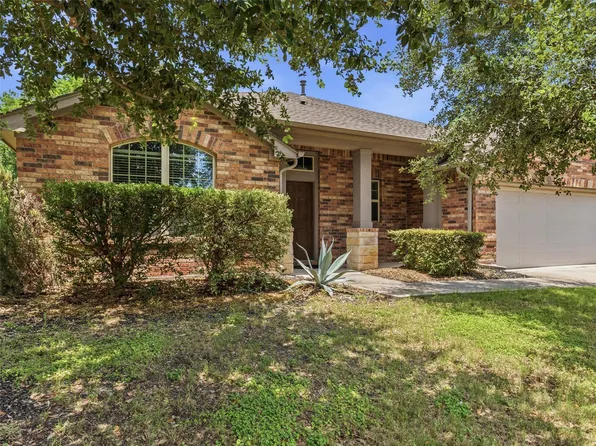 114 Clear Water Pass, Bastrop, TX 78602
