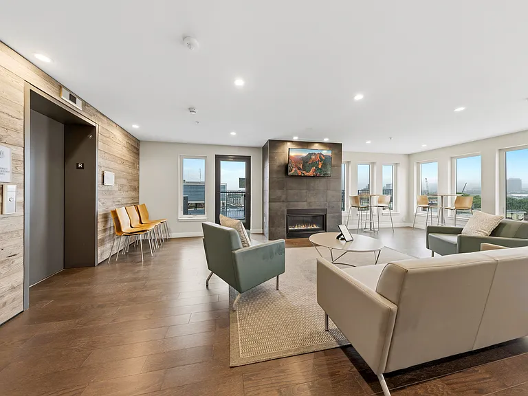 197 Washington St #308 — Photo 16