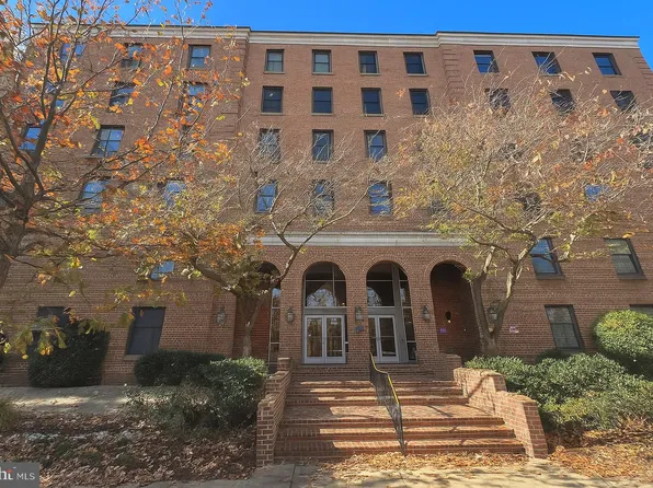 2828 Wisconsin Ave NW APT 506, Washington, DC 20007