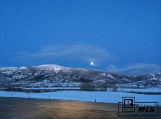35040 Country Green Rd, Steamboat Springs, CO 80487