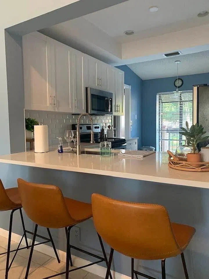 2 bed, 2.0 bath, 1293 sqft, $3,000 — Photo 1