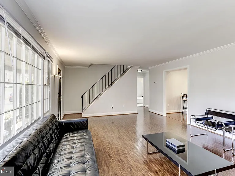 4311 Pergate Ln — Photo 10