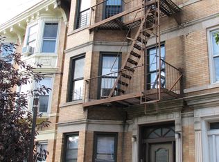 6017 Madison St APT 1F, Ridgewood, NY 11385