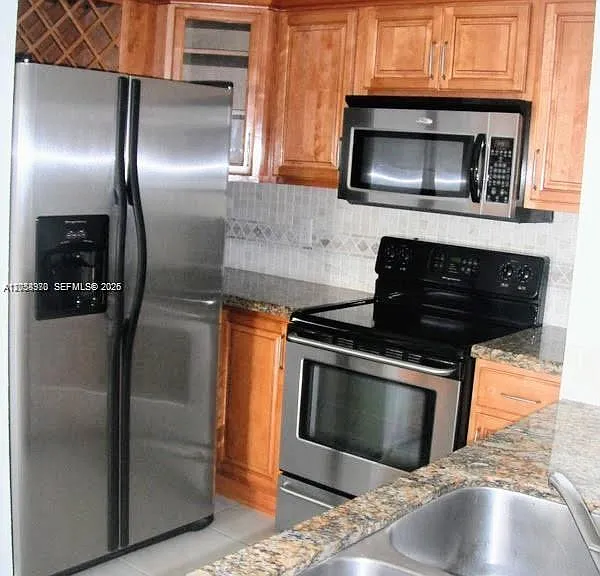 7200 NW 114th Ave #307 — Photo 6