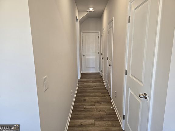 5th image of 5226 Trace View Dr