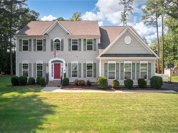 10059 Meadow Pond Dr, Mechanicsville, VA 23116