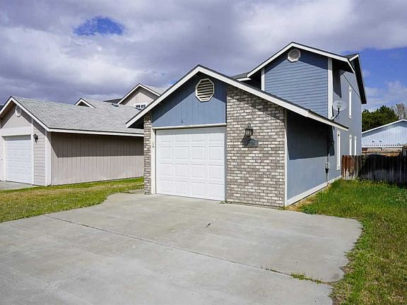 2nd image of 4224 W John Day Pl