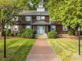 26 Camelot Ct UNIT 26, Stoughton, MA 02072