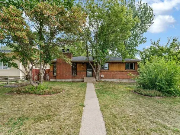 642 W Lakewood Rd E, Brooks, AB T1R 0L2